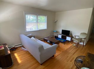 54 Wells St, Burlington, VT 05401