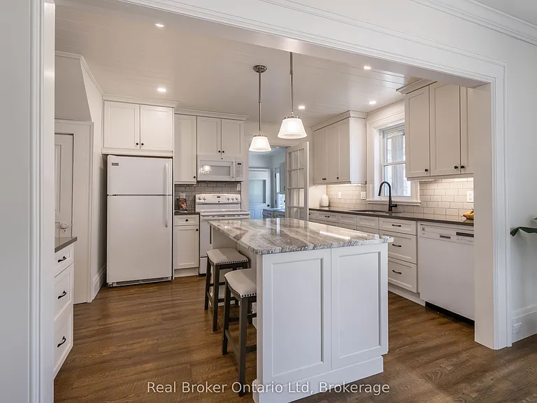 303022 Grey Ave #15 — Photo 18