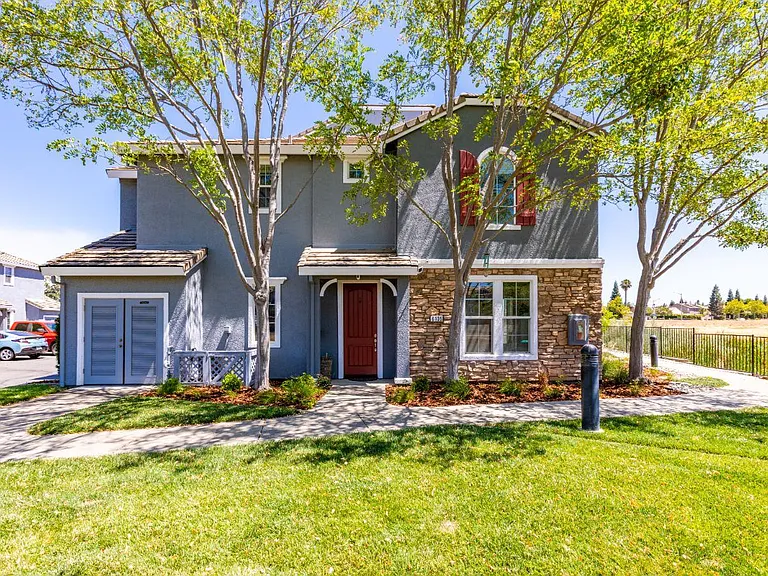 6134 Lonetree Blvd — Photo 29