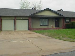 5749 Ayesbury Cir, Wichita, KS 67220