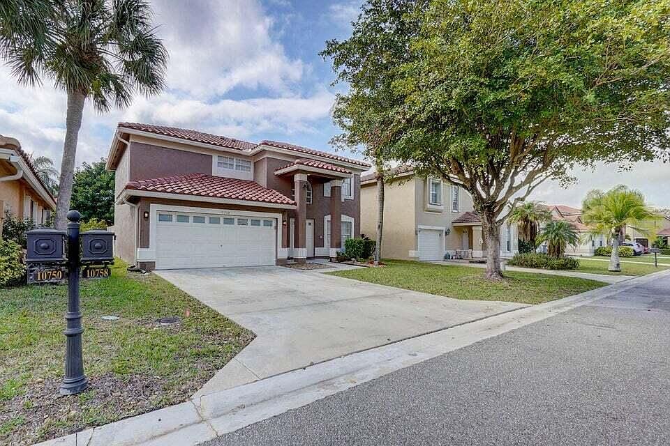 1st image of 10758 Lake Jasmine Dr