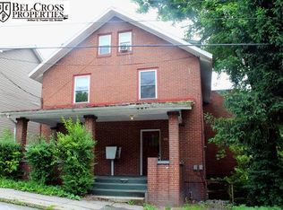676 Willey St APT E, Morgantown, WV 26505