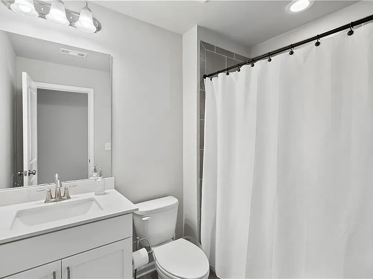 1302 Harris Way — Photo 22