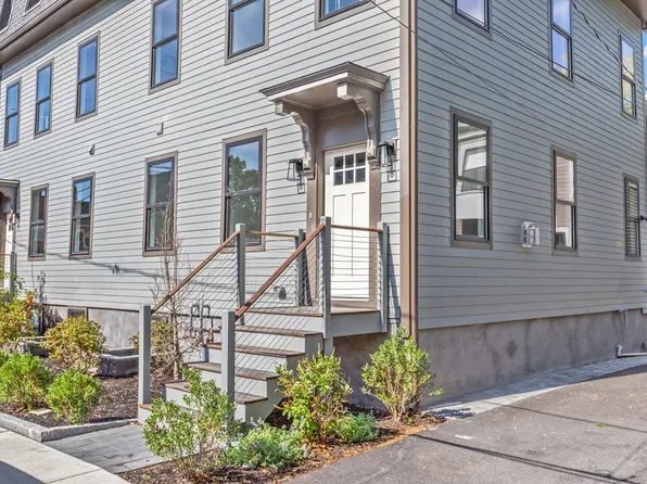 27 Winslow St #27, Cambridge, MA 02138
