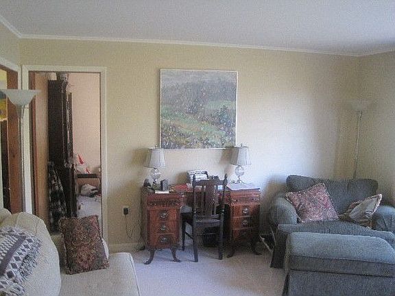 5th image of 125 Pine Springs Dr