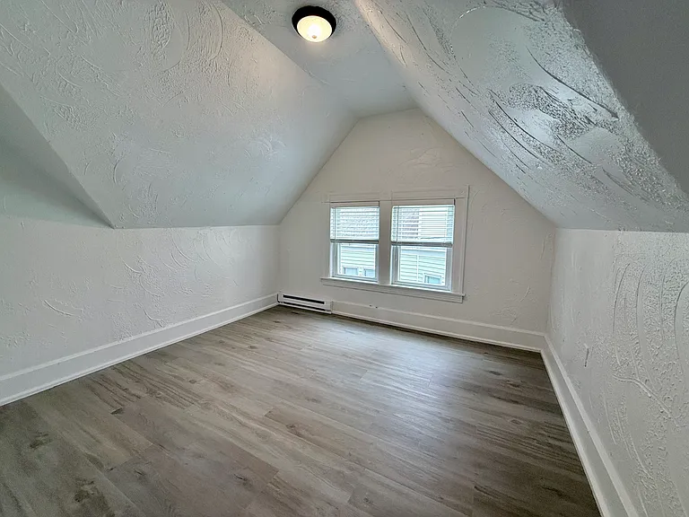 5 Stoneland Rd #3 — Photo 7
