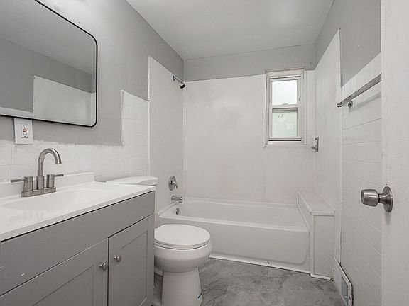 4th image of 14625 Milverton Rd