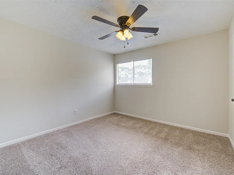 9115 Taidswood Dr — Photo 30