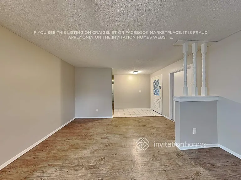 4411 Orangebrook Dr — Photo 4