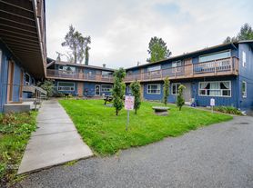 2326 Cordova St