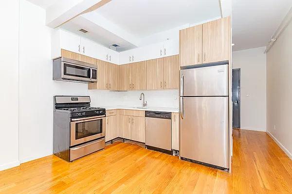 Rented by MySpaceNYC | media 1