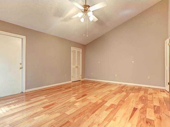 4th image of 64 N Court Villa Dr #64