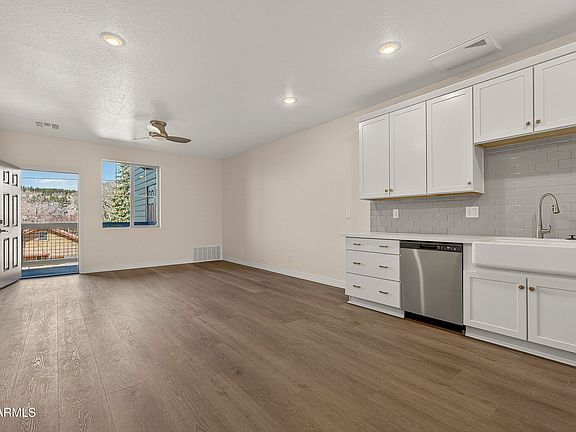 3rd image of 207 S Beaver Street #203