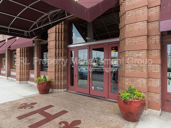 3rd image of 150 E Main St APT 504