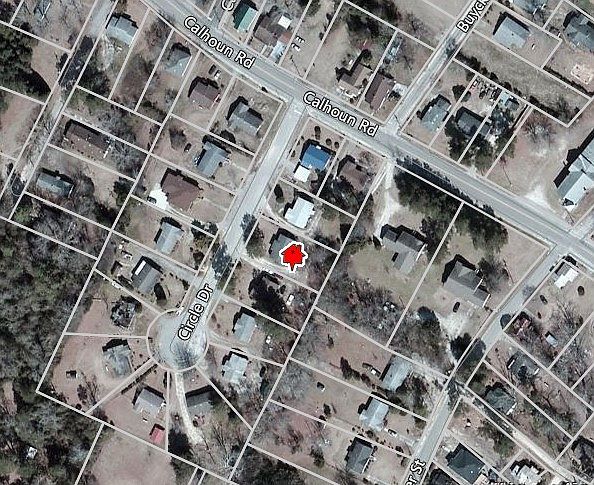 2nd image of 105 Circle Dr