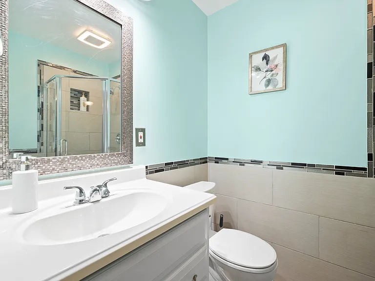 114 Cambridge Rd — Photo 10