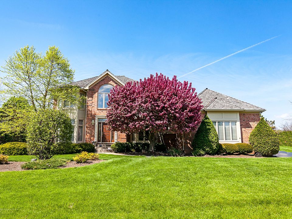 1st image of 196 Peregrine Ln