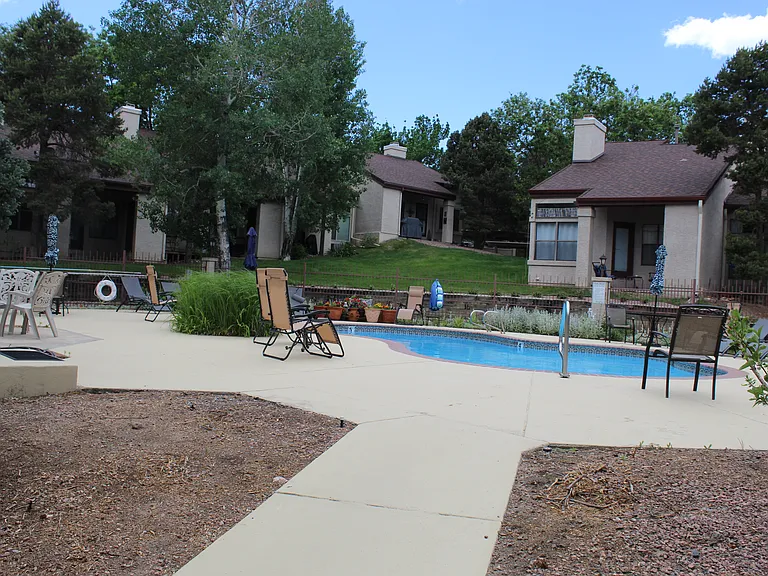 630 Autumn Crest Cir — Photo 17