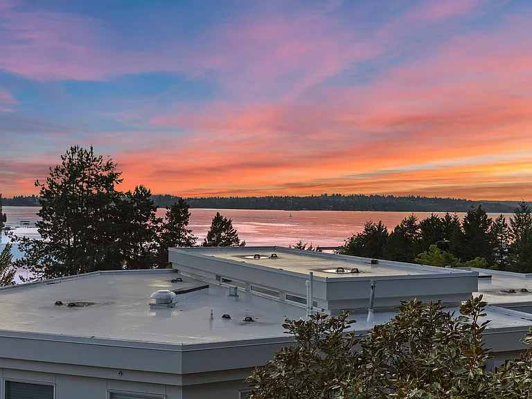 4812 Lake Washington Blvd NE — Photo 49