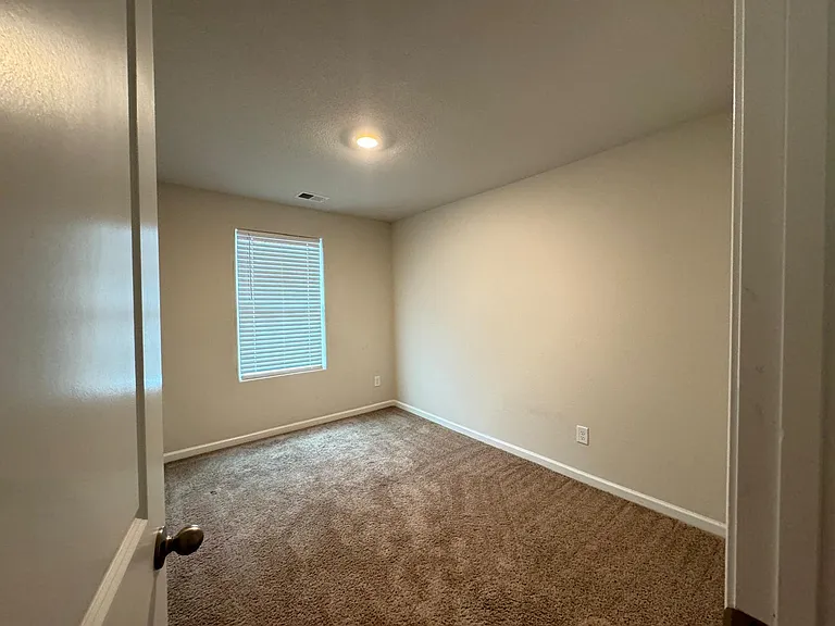 704 Cider Mill Way — Photo 5