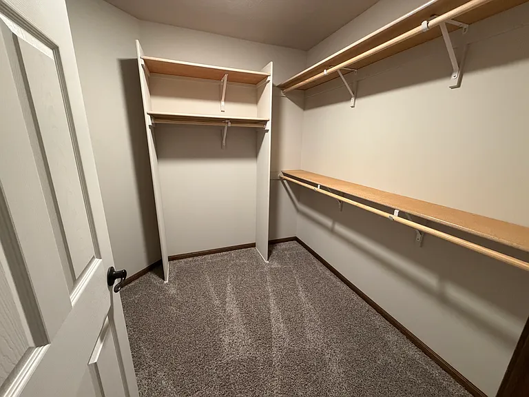 6452 Maple View Ct — Photo 7
