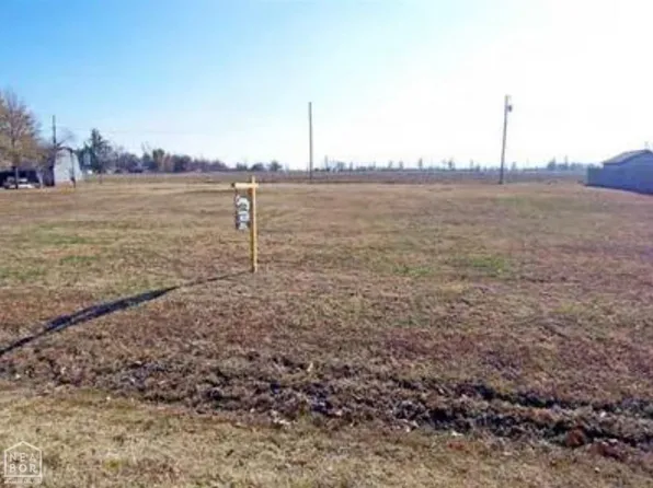 323 Cottonwood Ln, Gosnell, AR 72315