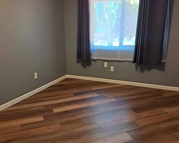 2453 Stephanie Ln — Photo 9