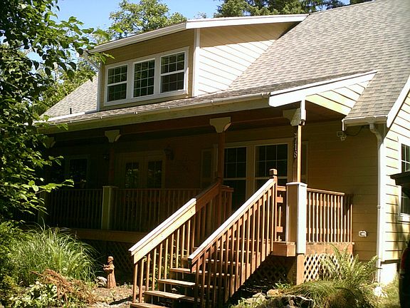 3rd image of 718 Duck Lake Dr SE