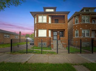 8218 S Escanaba Ave, Chicago, IL 60617