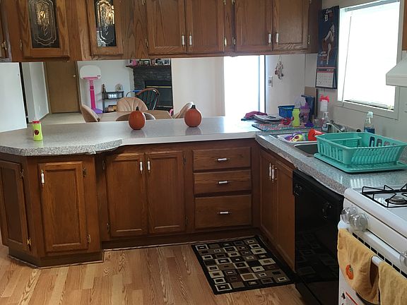 3rd image of 37978 Bronson Dr