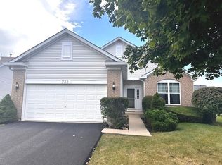 733 S Mecosta Ln, Romeoville, IL 60446