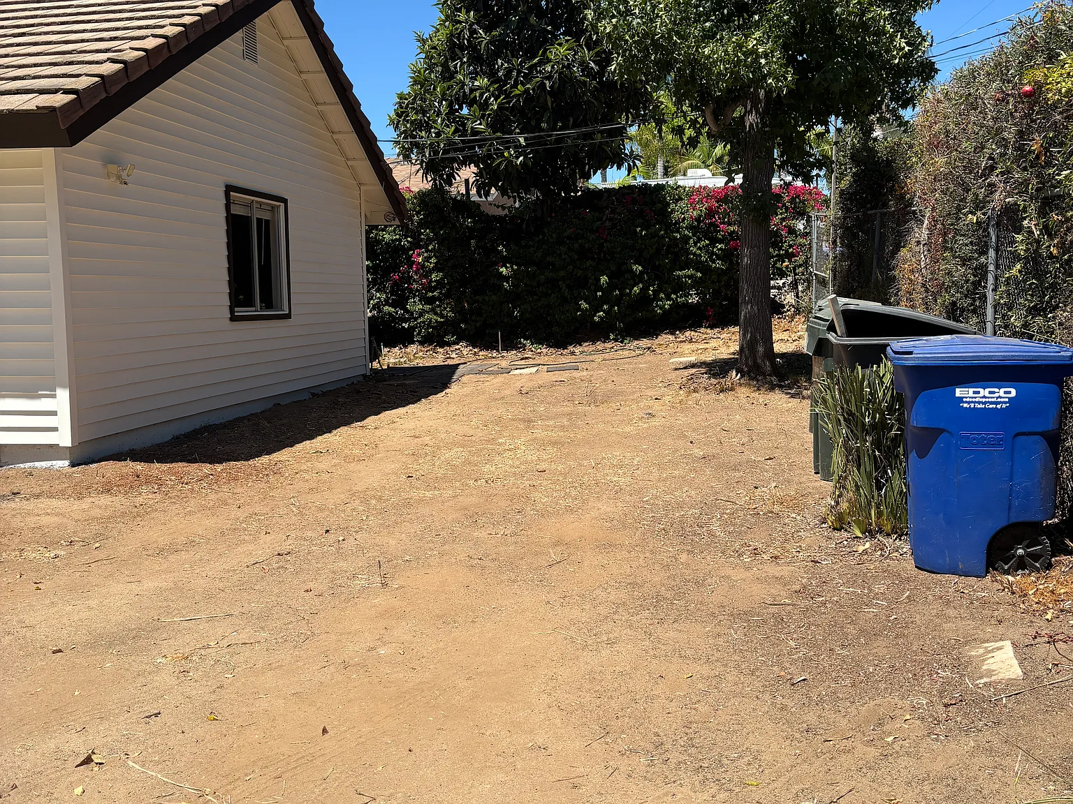 3 bed, 1456 sqft, $3,300 — Photo 4