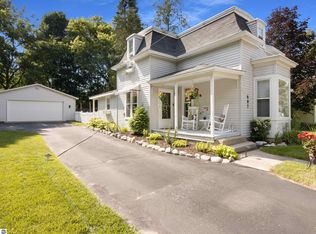 607 N Bridge St, Bellaire, MI 49615