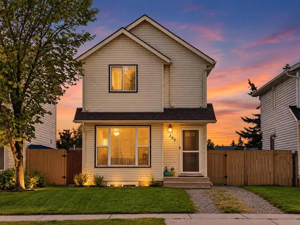 369 N Falshire Dr NE, Calgary, AB T3J 1T8