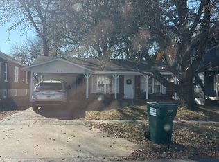 934 E Delmar St, Springfield, MO 65807