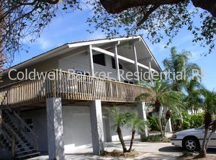 12 Crown Ct, Fort Pierce, FL 34949