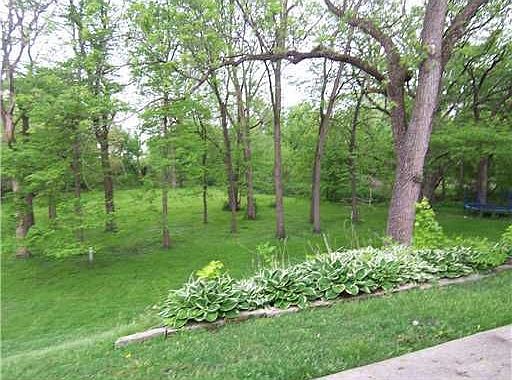 2nd image of 307 Brentwood Dr NE