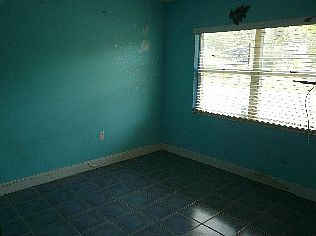 3rd image of 5858 SW 99th Ln