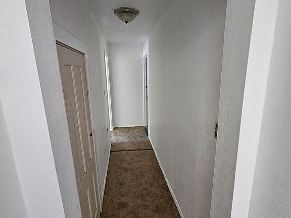 3rd image of 1 Hotchkiss St #1