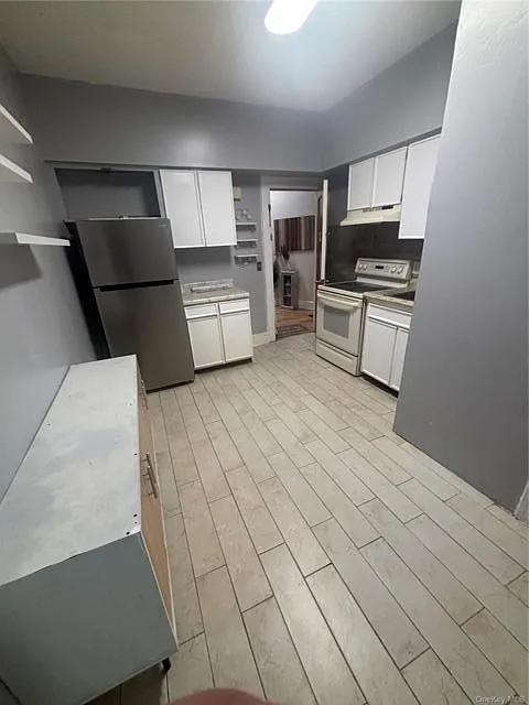 1 bed, 1.0 bath, 700 sqft, $2,300 — Photo 2