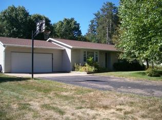 931 Tanglewood Dr, Plover, WI 54467