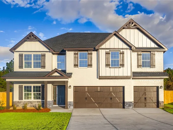 99 Quail Run Ct, Smiths Station, AL 36877