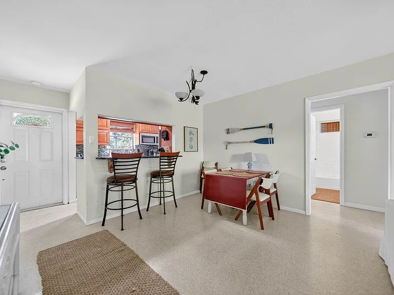 262 SE Monterey Ave — Photo 20
