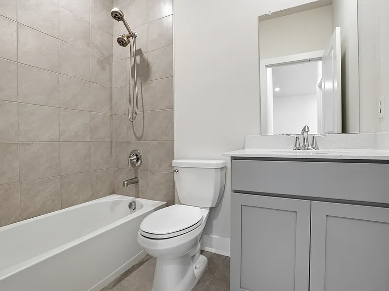 114B King St — Photo 11