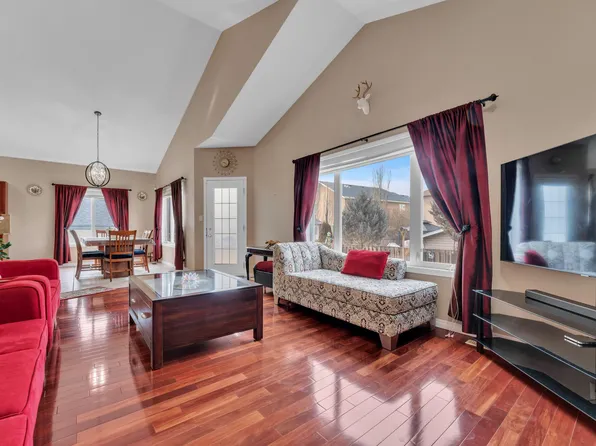 5102 62nd St, Beaumont, AB T4X 1V5