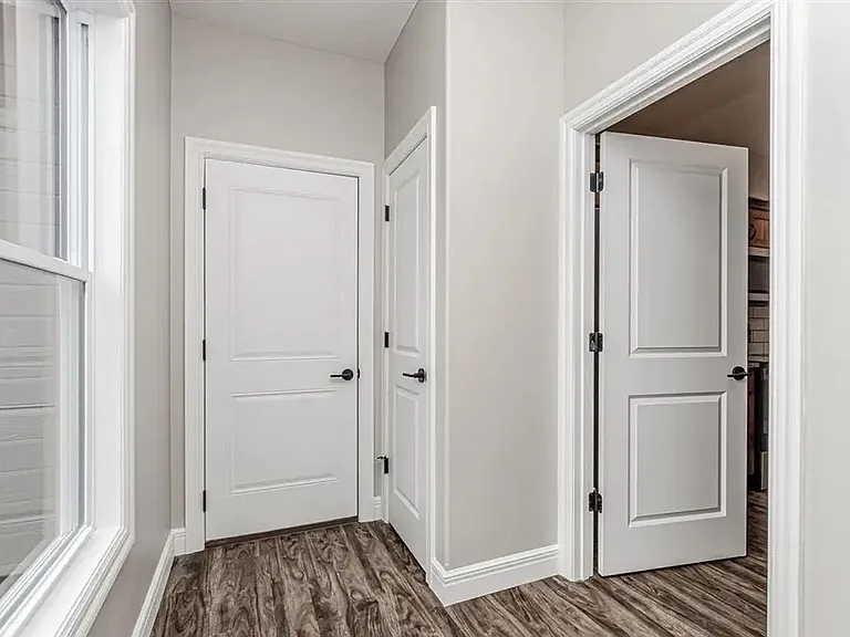 1642 Kenneth Dr — Photo 21