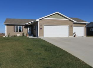 406 W 5th St, Volga, SD 57071