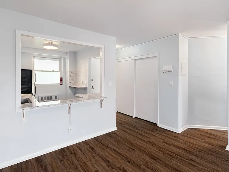91 Strawberry Hill Ave #735 — Photo 6