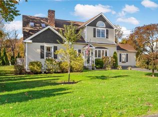 41 Pent Rd, Branford, CT 06405