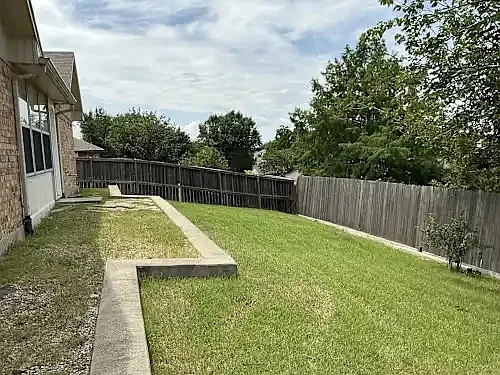 1717 Delaford Dr — Photo 11